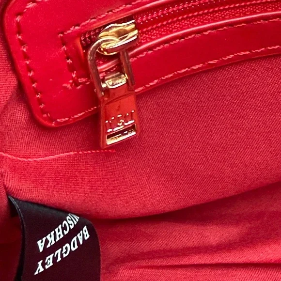 Badgley Mischka Red Quilted Shoulder Cross Body Bag - Picture 8 of 11